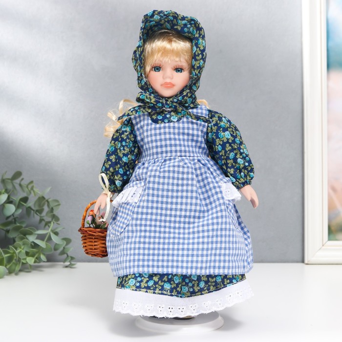 Кукла коллекционная керамика Маруся в синем цветочном платье и косынке 30 см кукла коллекционная керамика стася в синем полосатом платье и синей куртке 40 см 4822723