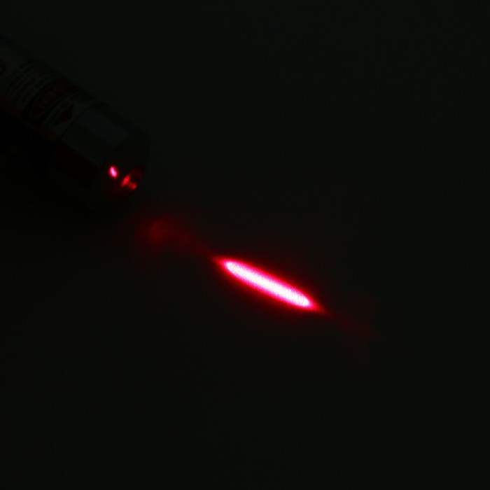Лазерная указка, дальность 500 м, 405 нм, 2 ААА, красный луч, 15.5 х 1.4 см