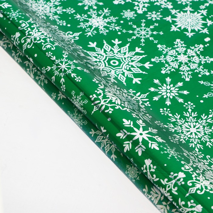 Плёнка упаковочная голография «Снежинки водят хоровод», 100 × 70 см