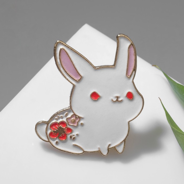 Значок «Кролик» с цветами, цвет бело-розовый в золоте значок весёлый кролик цвет белый в золоте