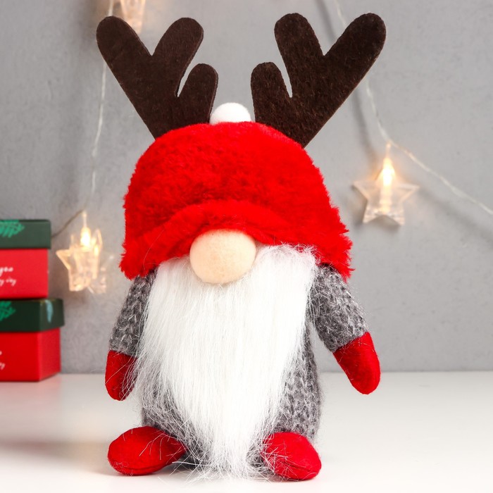 Кукла интерьерная Дед Мороз в красной шапке с рожками 20х13х11 см носки мужские melle 34 дед мороз в шапке с помпоном черный unica