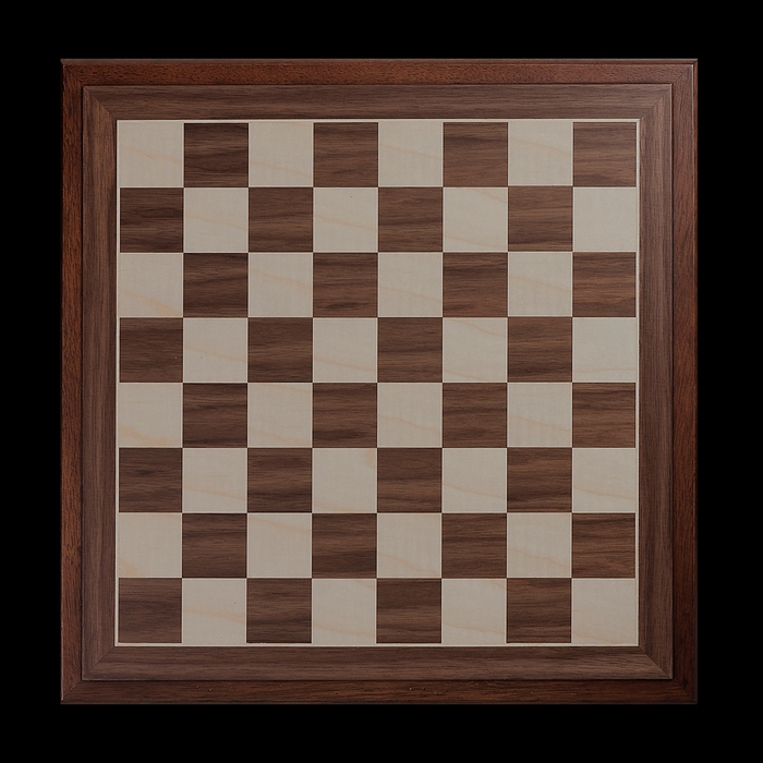 Доска шахматная с контейнером, диаметр клетки 4,3 см