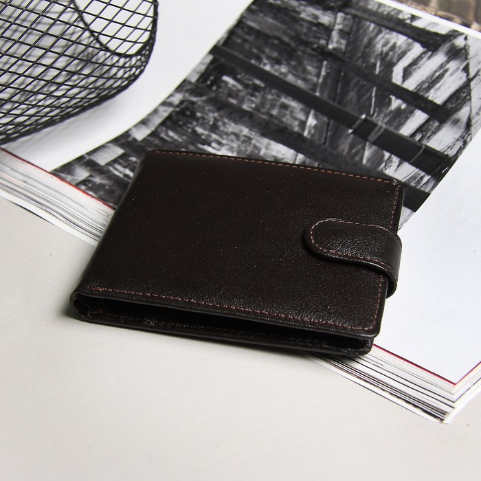 Портмоне мужское на кнопке, 2 отдела, отдел для монет, коричневый матовый