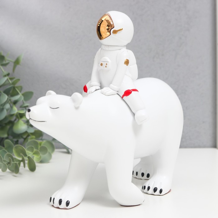 Сувенир полистоун "Космонавт верхом на медведе" белый 24х20х10,5 см 9095707