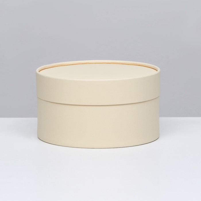 Подарочная коробка Крема кремовая, завальцованная без окна, 18 х 10 см