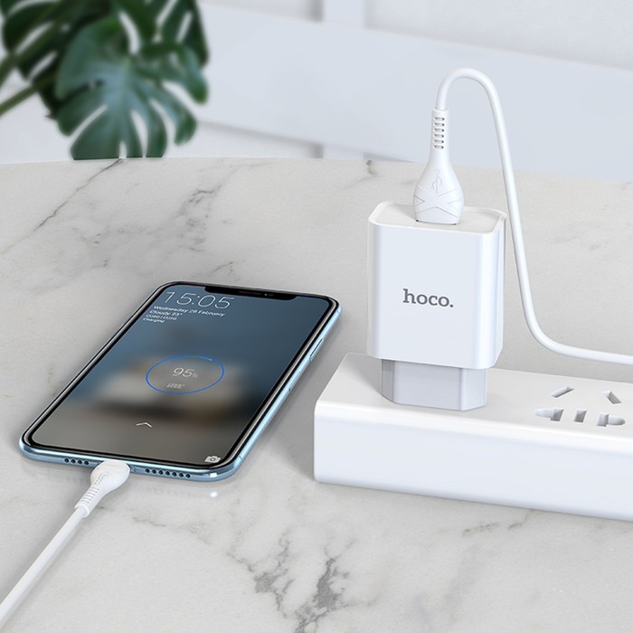 Сетевое зарядное устройство Hoco C81A, USB - 2.1 А, кабель microUSB 1 м, белый