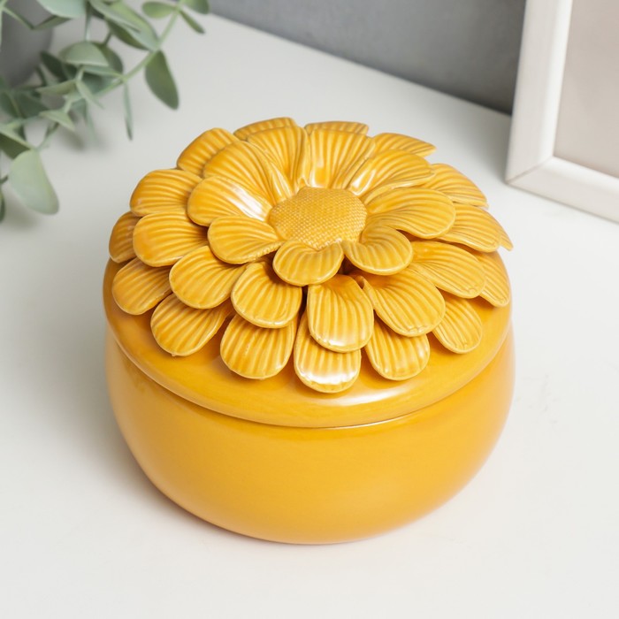 Шкатулка керамика "Пышный цветок" горчица 9х12х12 см
