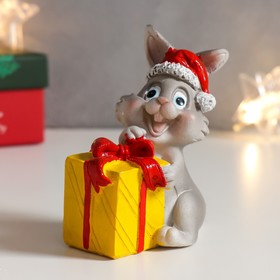 

Копилка полистоун "Зайка с ёлочкой/подарком" МИКС 7х5х10 см