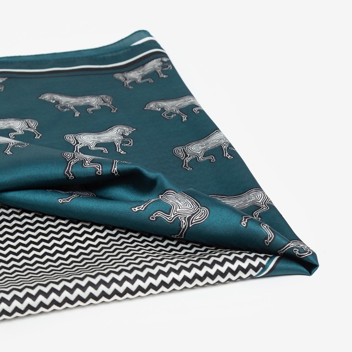 фото Платок женский minaku р-р 70*70 см, цвет зелёный