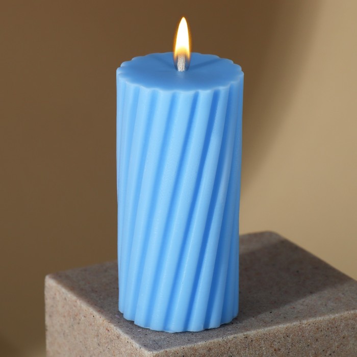 свеча интерьерная витая сиреневая Свеча интерьерная «Витая», голубая