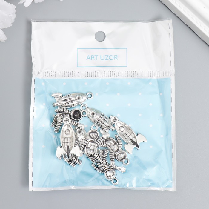 Декор для творчества металл "Ракета и космонавт" серебро набор 5+5 шт 2,2х1,3 см 2,1х1,6 см   788007 7880079