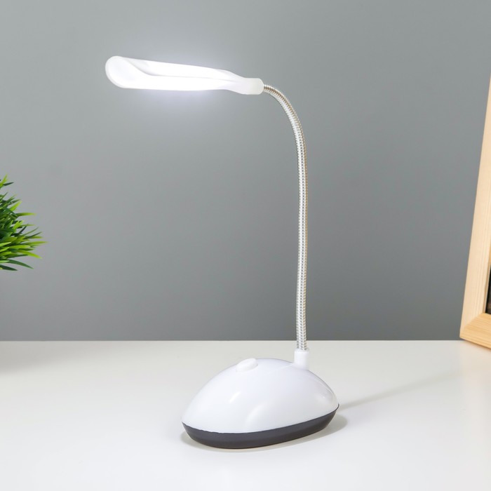 фото Настольная лампа "световой луч" led от батареек белый 5х8,5х20 см risalux
