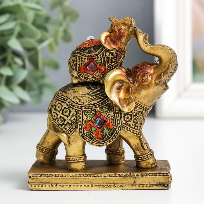 Сувенир полистоун Слонёнок на слонихе на подставке бронза 8х4х10 см