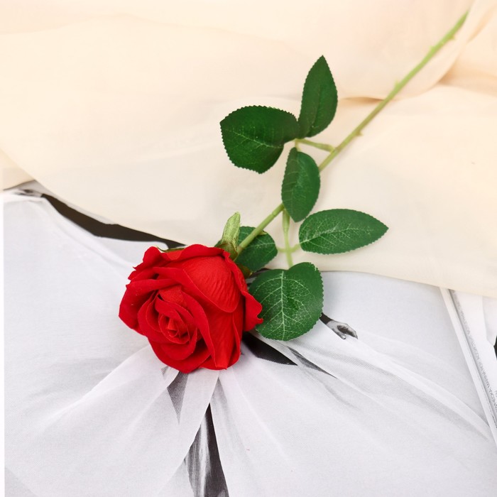 цена Цветы искусственные Роза обаяние 6х46 см, красный