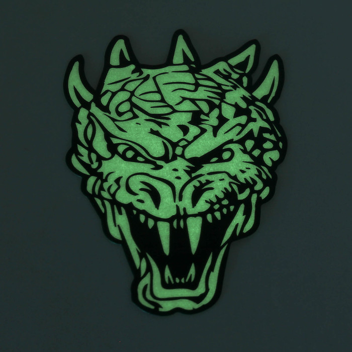 Наклейка на авто "Дракон" ( неон светящаяся)