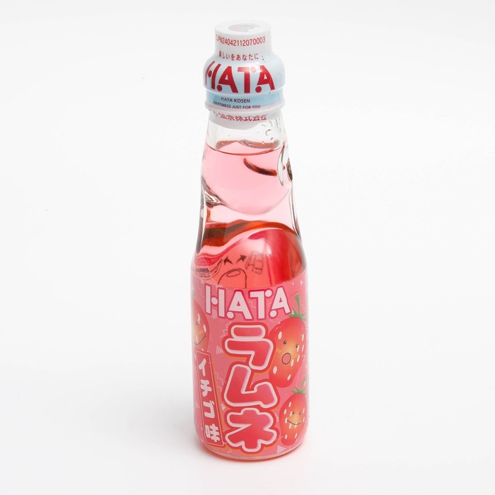 

Напиток газированный HATA KOUSEN Рамунэ с клубничным вкусом 0,2л