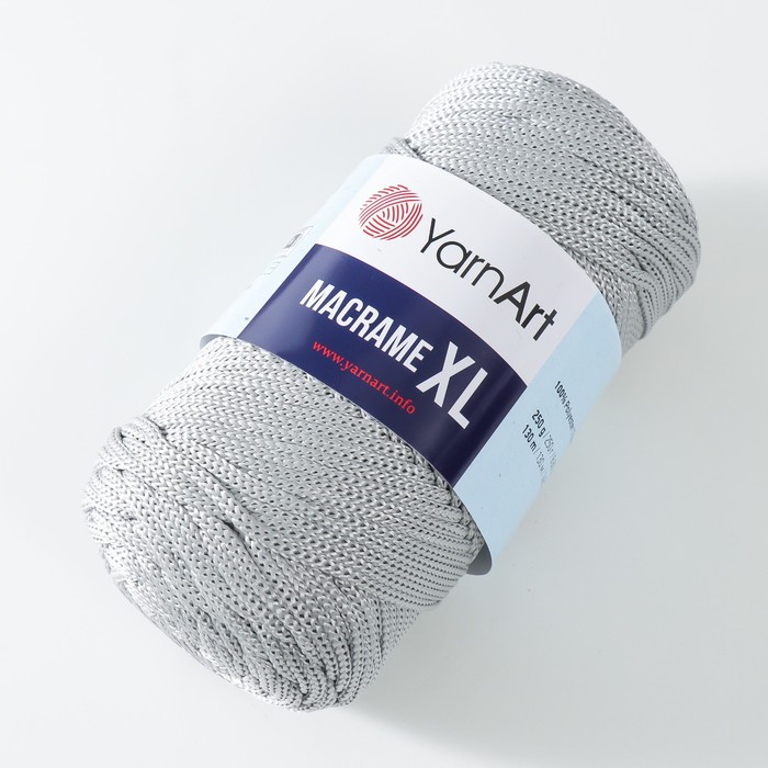 

Пряжа "Macrame XL" 100% полиэстер 130м/250г (149 св.серый)