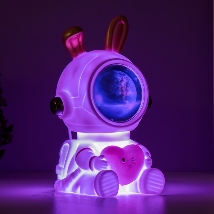 Ночник-увлажнитель Зайчик космонавт LED USB белый 12х12х18 см 7823695