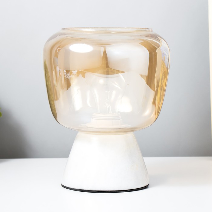 

Настольная лампа "Колба" Е27 40Вт белый 17х17х21,5см RISALUX