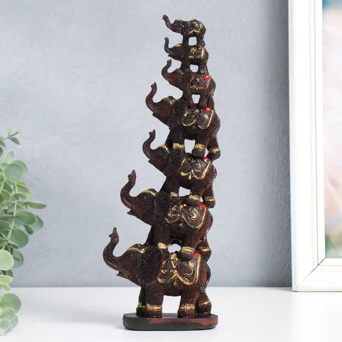 Сувенир полистоун Семь слонов в пирамиде коричневый 5,3х10х29 см