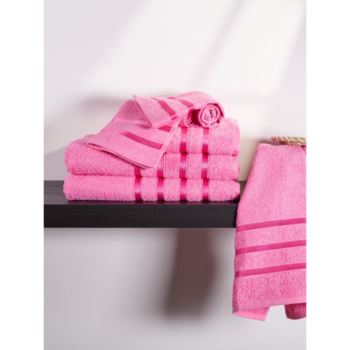 

Комплект махровых полотенец Pink crystal, размер 30х50 см - 1 шт, 50х90 см - 1 шт, 70х140 см - 1 шт, цвет розовый