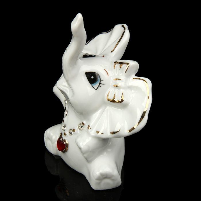 Сувенир "Слониха-выбражуля" со стразами