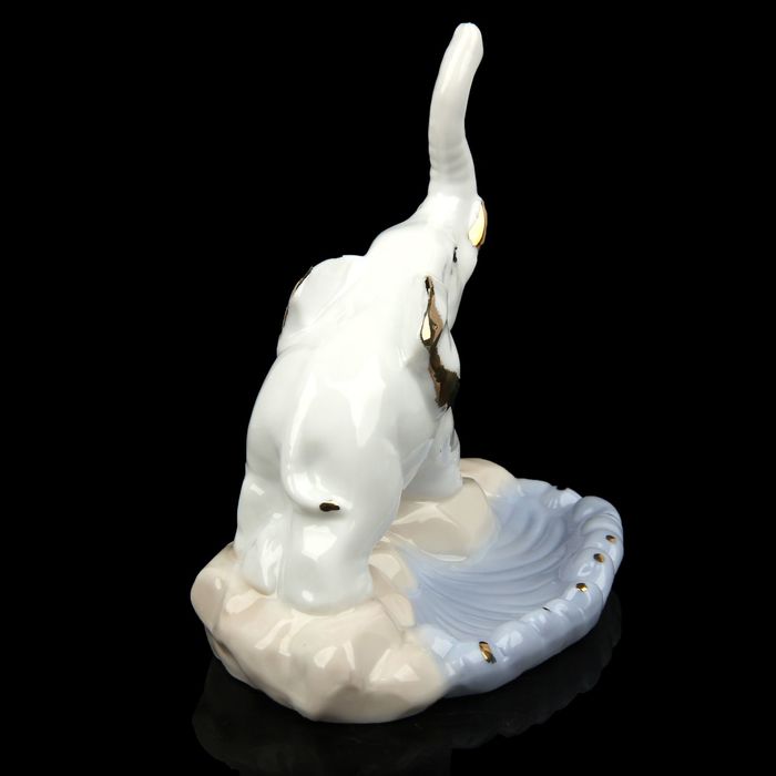 Подставка для колец "Слонёнок на камушках"