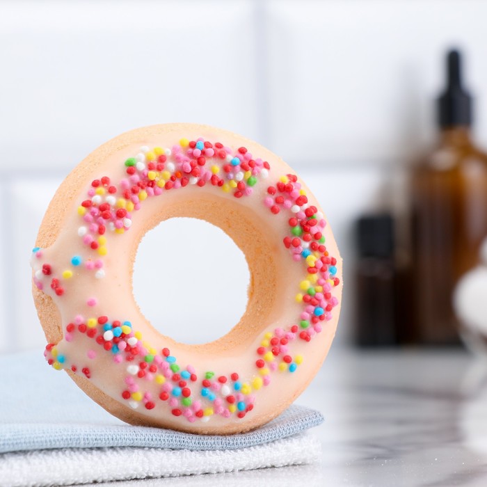 Бомбочка для ванны Пончик с посыпкой МИКС цена и фото