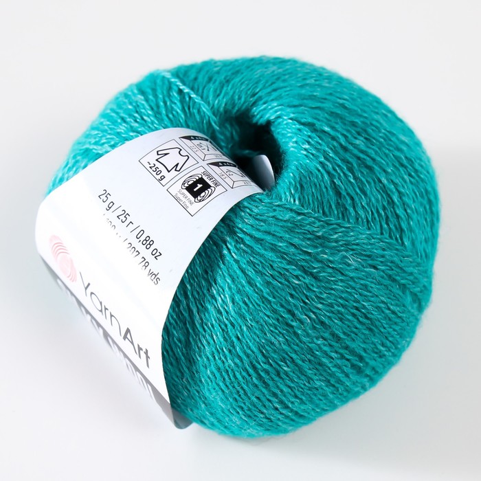 

Пряжа "Silky Wool" 35% силк район, 65% мерино. вул 190м/25г (339 изумруд)