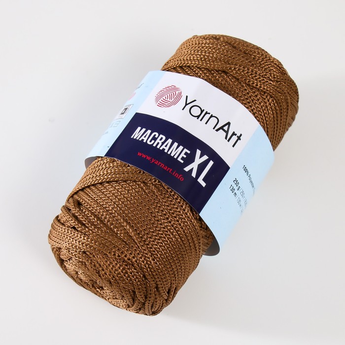 

Пряжа "Macrame XL" 100% полиэстер 130м/250г (151 темн.беж)