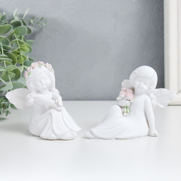 Сувенир полистоун Малышка-ангелок - посиделки белоснежный МИКС 7,5х7х8,5 см