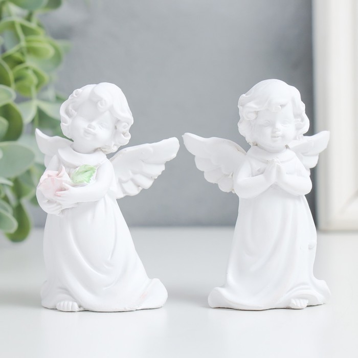 Сувенир полистоун Малышка-ангелок белоснежный МИКС 4,5х3,5х8 см