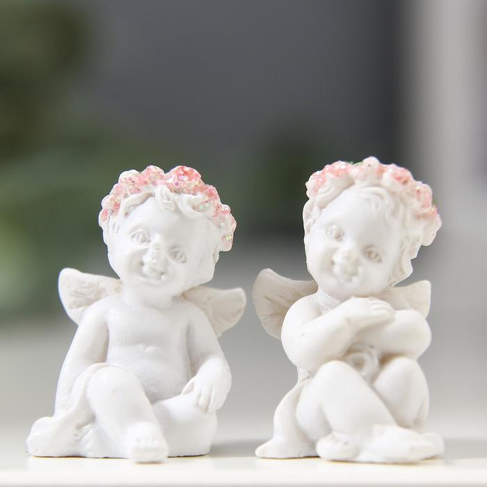 Сувенир полистоун Ангелок милашка в венке из роз, МИКС, 3х2х2 см