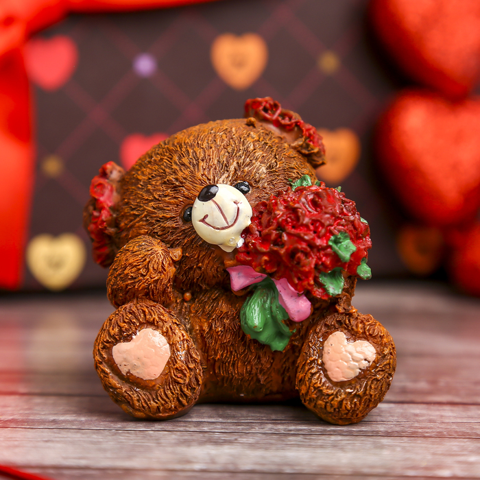 Сувенир "Мишка-милашка с букетом"