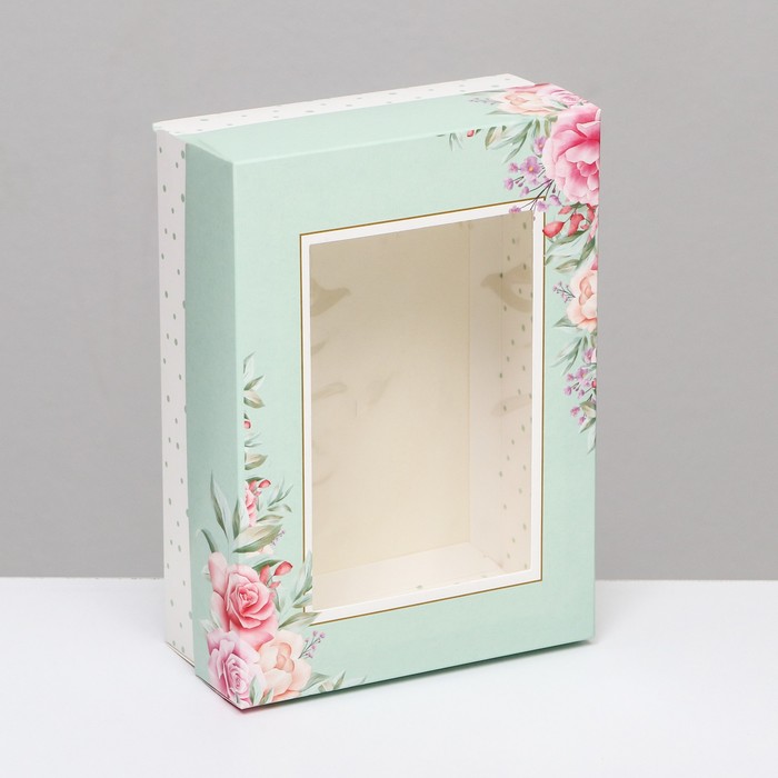 Коробка складная, с окном Весенний взгляд 21 х 15 х 7 см