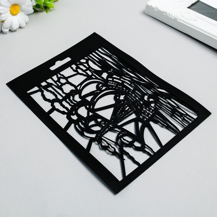 

Трафарет "Витраж "Корабль2" 14,5х20см