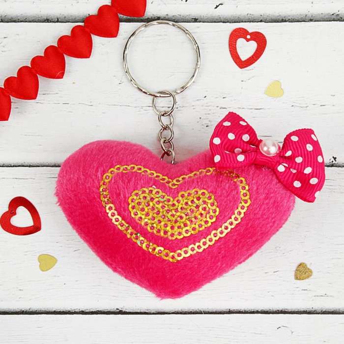 Мягкая игрушка-брелок "Сердце с пайетками", бантик в горох, цвет розовый
