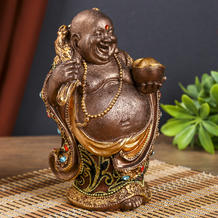 Нэцкэ под бронзу "Хотей в ткани со слитком, мешком и персиками"