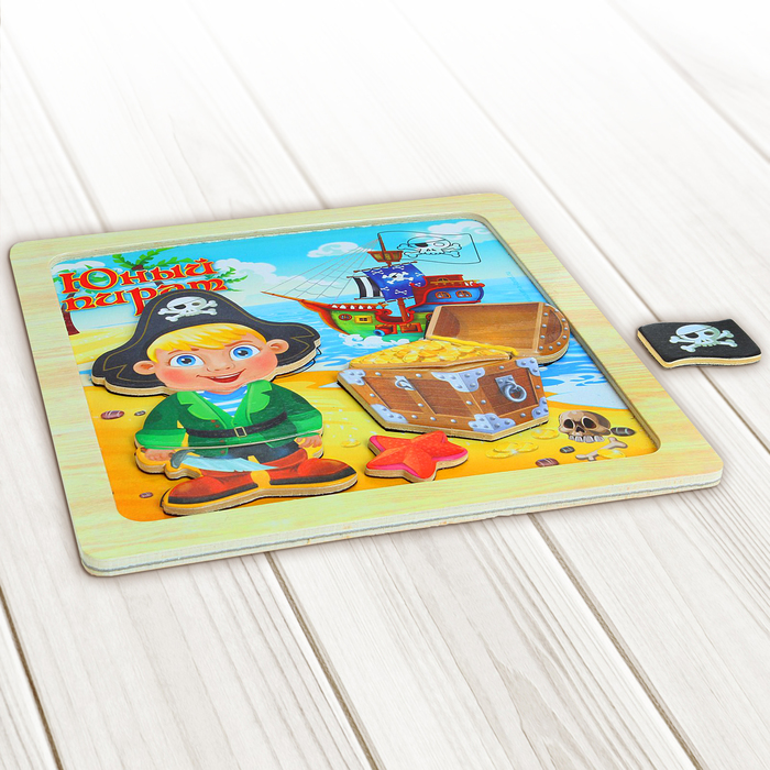 Конструктор магнитный в деревянной рамке "Юный пират", 8 элементов