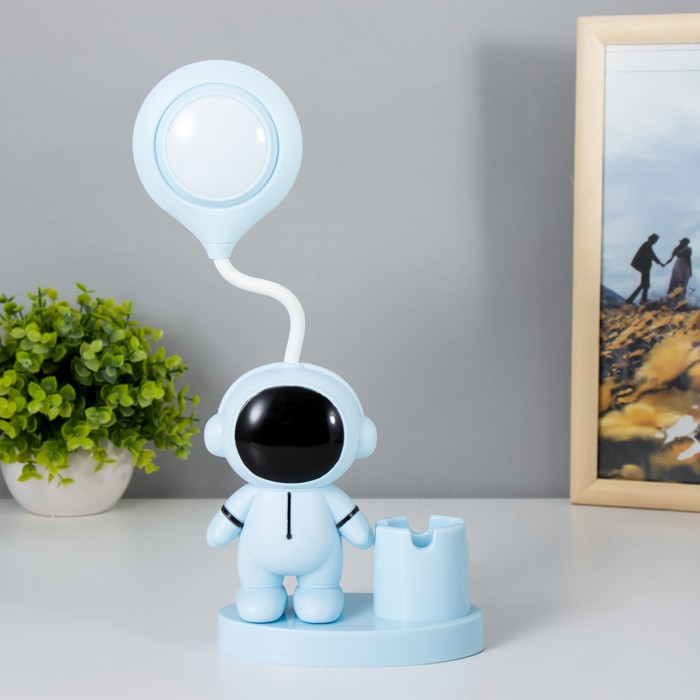 Настольная лампа "Космонавт" LED 2Вт USB АКБ МИКС 7,3х13х31 см 9236023