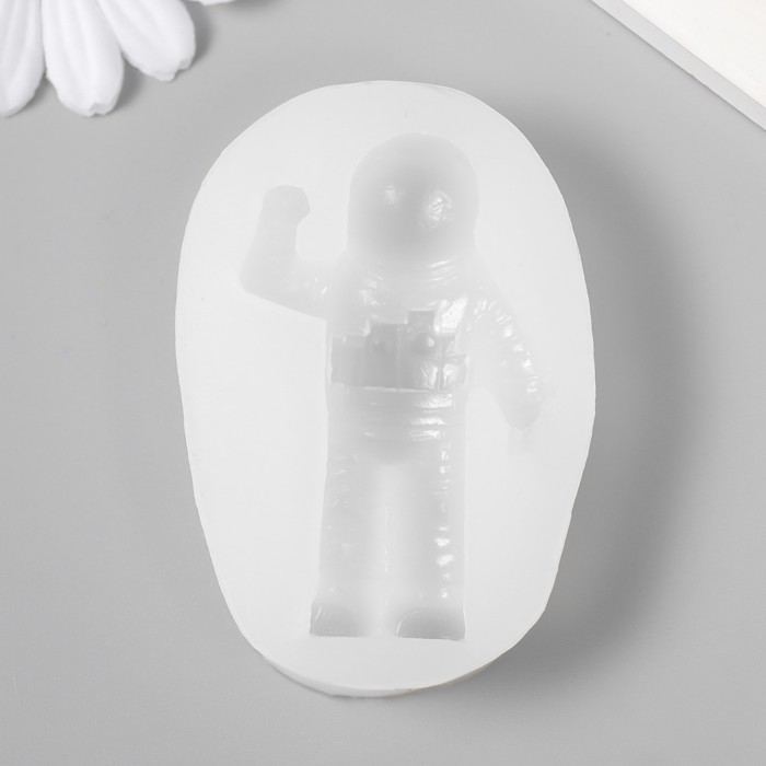 Молд силикон "Космонавт - Привет!" 1,7х8х5 см