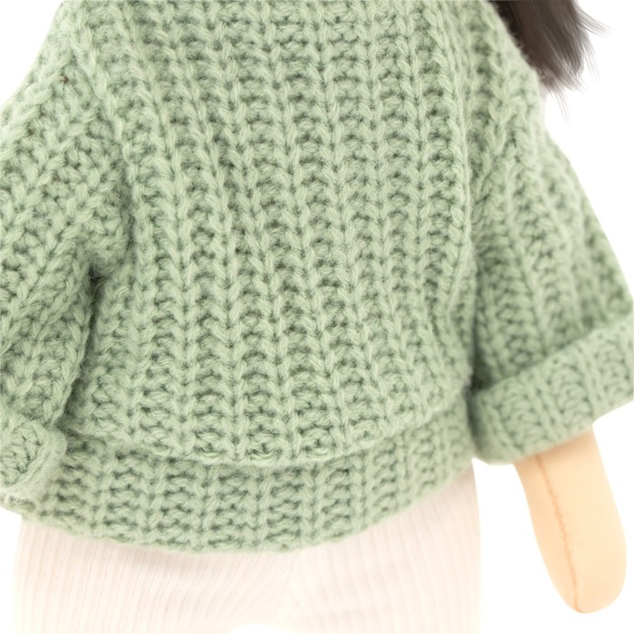 Мягкая кукла Lilu «В зеленом свитере», 32 см, серия: Весна