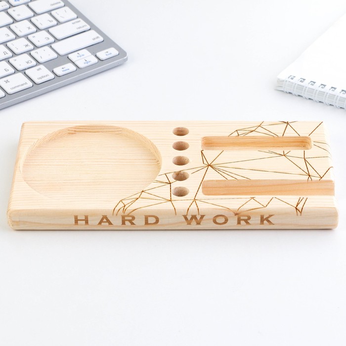 фото Подставка под телефон «hard work», дерево, 21,7 х 20 х 11 см