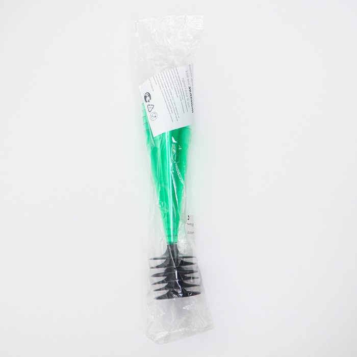 Фужер одноразовый «Конус», 150-180 мл, 6 шт в упаковке, цвет зелёный с чёрной ножкой