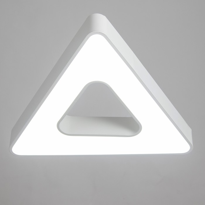 Люстра "Треугольник" LED 36Вт 4000К белый 60х46х70 см