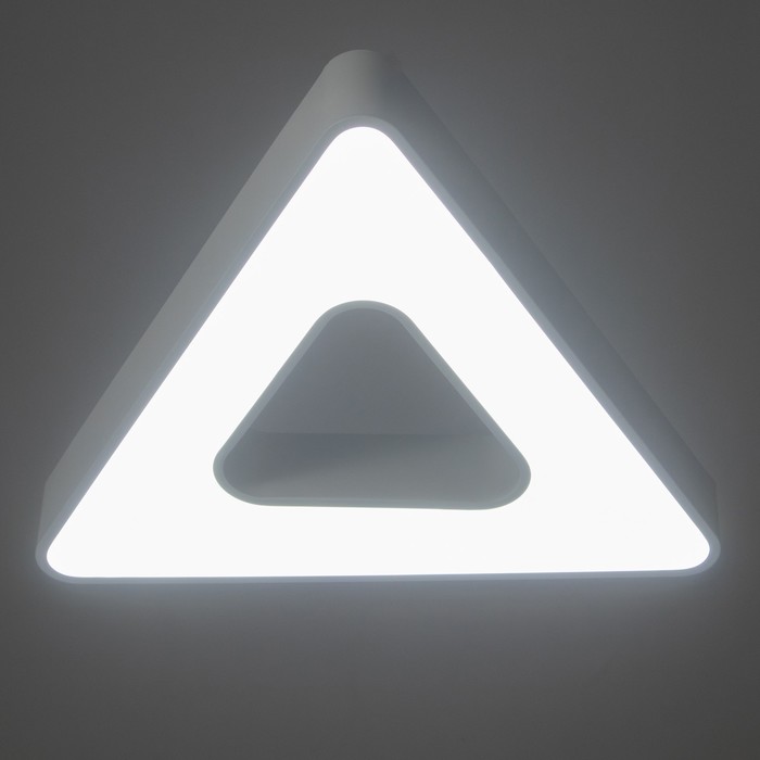 Люстра "Треугольник" LED 36Вт 4000К белый 60х46х70 см