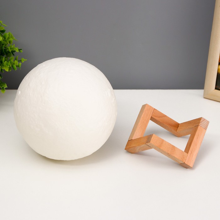 Ночник "Планета" LED USB белый 12x12x11,5 см 9513847