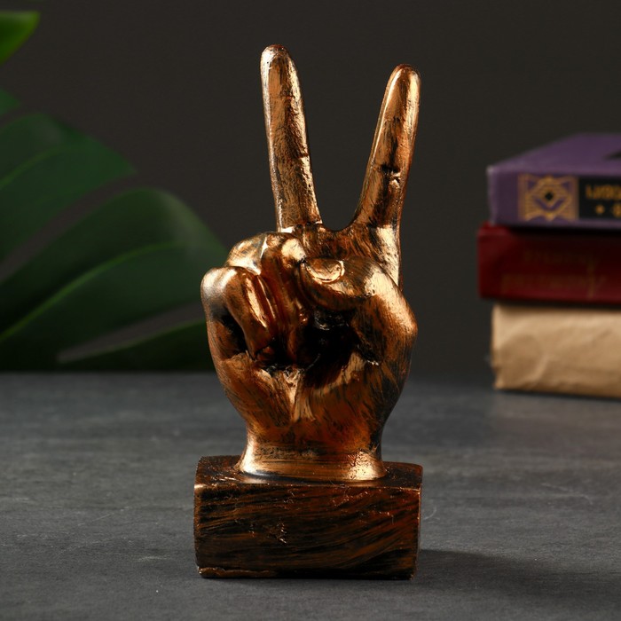 

Фигура "Рука Победа" бронза, 17х7х6см