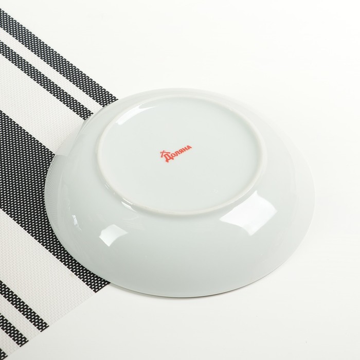 Набор столовый "Тюльпаны", 20 предметов: 4 тарелки 20 cм, 4 тарелки 20 см, 4 тарелки 26 см, 4 чашки 180 мл, 4 блюдца