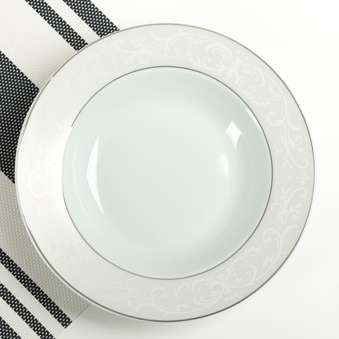 Набор столовый "Миледи", 20 предметов: 4 тарелки 19 см, 4 тарелки 21 см, 4 тарелки 23 см, 4 чашки 180 мл, 4 блюдца